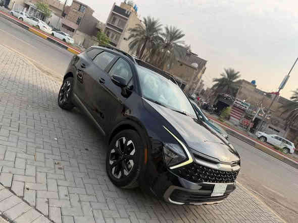 السلام_عليكم 
#للبيع 🚘

- كيا سبورتج KIA SPORTAGE2023
- وارد امريكي 
- بدون ايرباك بدون صبغ   
- مكينه  2500
- السعر 198 
- المواصفات :-
•بصمه
•تشغيل عن بعد
•سايد بريك بصمه
•نظام ترحيب
•شحن وايرليس
•رادارات
•جنطه كهرباء 
•كشنات جلد 
•حساسات وكاميرا دواره
•فور ويل
•كشن السائق كهرباء 
•تدفئة كشنات
•تحديد مسار
•تبريد قطعتين
•مانع انزلاق
•نزول منحدرات
•نظام ABS
•نظام فحص ضغط الاطارات 
•وضعيات قيادة
•فول تحكم ستيرن
•لد امامي خلفي
•نقاط عمياء
•اوتو هولد 
•اوتو ستوب
- حادث السياره بارد فقط 
- بدون صبغ بدون ايرباك 
- صور الحادث مرفقه 
- مكان السياره بغداد 
- للاستفسار:-
- *********** بغداد
