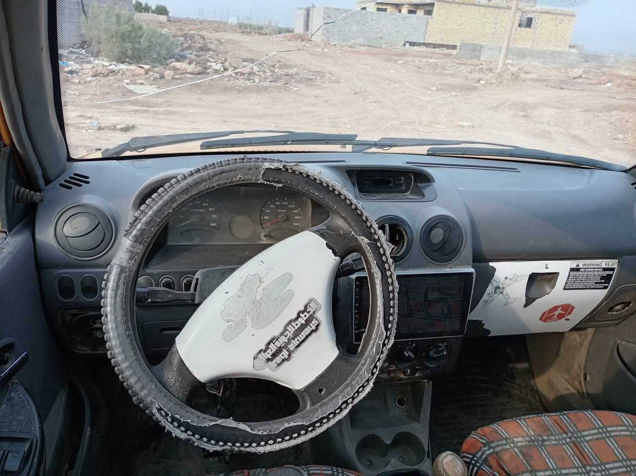 السلام عليكم.
سايبا 12 رقم أحمر بغداد تكسي.
مكينة وكير جدد.
كشرة نظيفة شوف العين.
لايتات وبك لايت جدد.
حدادية هسة امبدلة كلها (بس البوربرينات الكدام امأشرات يردن تبديل).
سنوية عظم عاج منتهية ب 22.
راعيها موجود بالعمارة والسيارة هم بالعمارة.
بيع السعر 15 وبيها مجال أو مراوس بأي سيارة خصوصي.
الخاص مفتوح
***********
