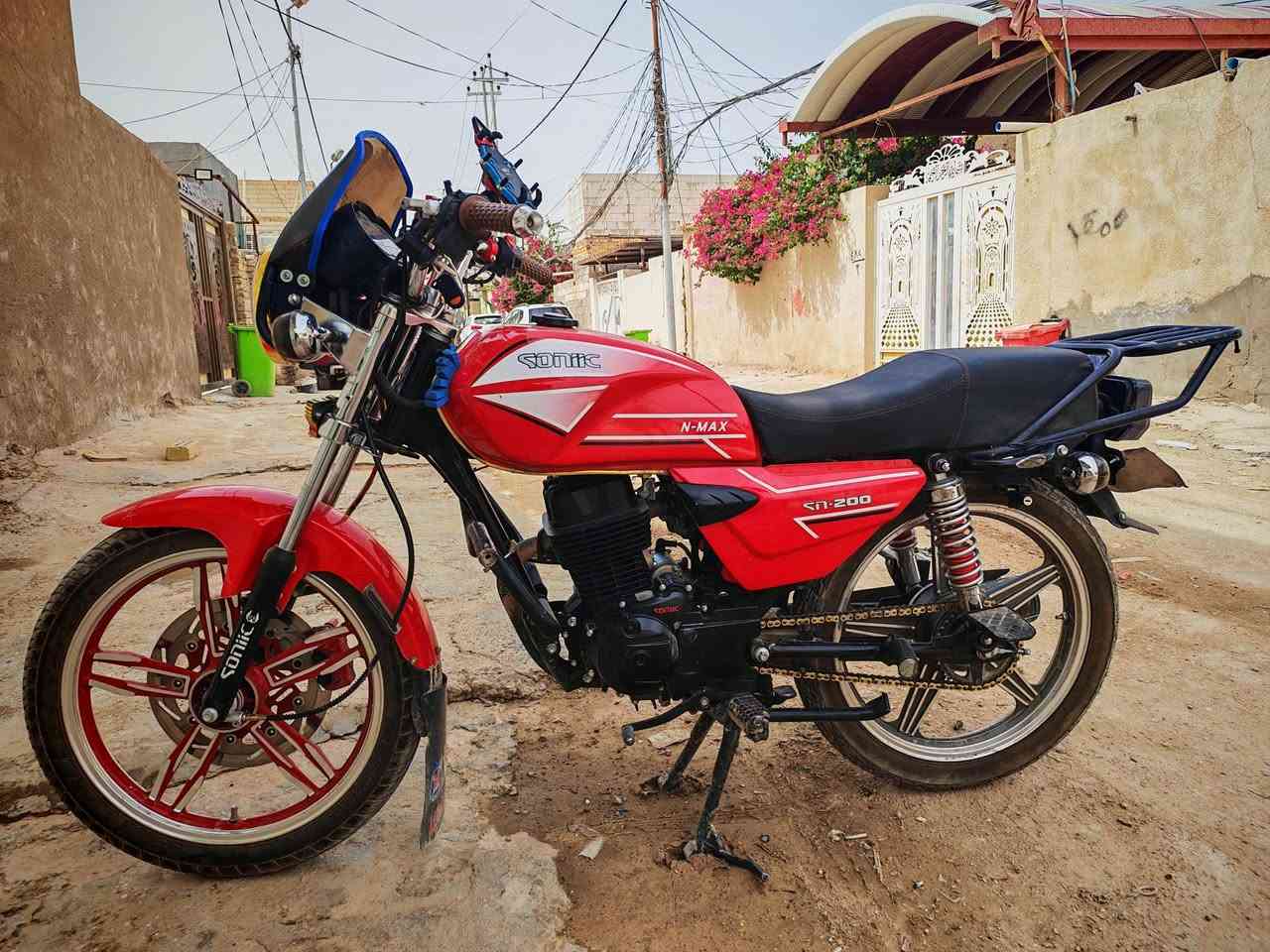 السلام عليكم دراجة سونك n max
موديل 18 طالعة بل 25 دراجة نضيفة مكفولة من المحرك والشاصي اوراق اصولي سعر مليون و200
مكاني نجف راسل على الواتساب ***********
#دراجات #النجف_الأشرف
