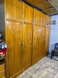 غرفه عرقيه مستخدمه خمس ابواب عوزها فقط تلميع  ابيع مستعجل سعر مناسب جد...