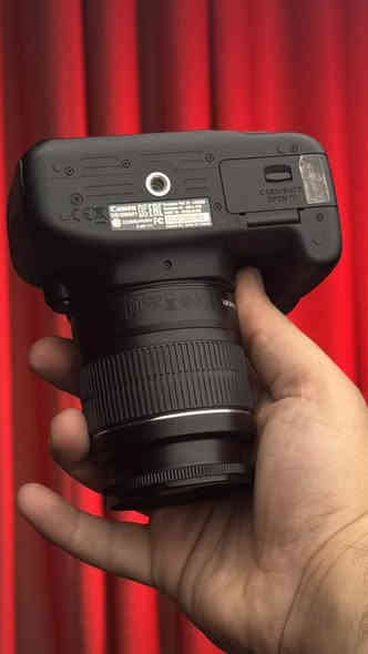 كامره كانون 1300d مع كامل الملحقات 325 نضافه الكامره 100‎%‎ 

اطلبها الان مع جنطه هديه ورام 32 هديه 

***********
