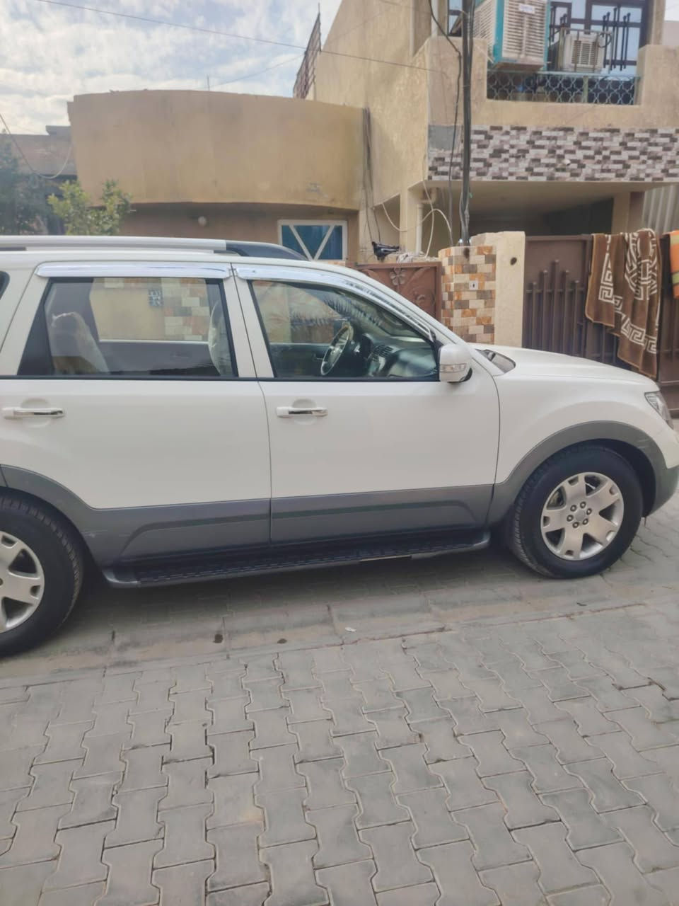 السلام عليكم للبيع كيا موهافي 2014فول مواصفات 1/1 أعلى فئه ماشية ١٥٠الف حقيقي إيدك جرس بال١٢٠ مكفولة كفاله عامة حتى البلاستك محرك بلادي مامفتوح السعر 178$ مكان السيارة بغداد الدورة للأستفسار ***********
