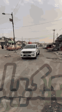 جديدً __ معرض ً العكَيليُ البيع وشراء جميع السيارات الحديثه 0774052349...