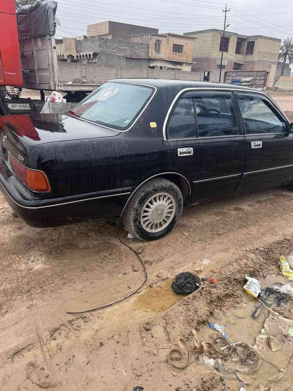 بعده فحص نينوه صاحبه مدله الباقي بل شرط لا صبغ ولا كص***********
