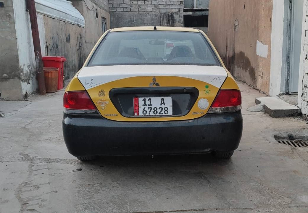 لانسر 10 تكسي الشركة العامة گير مكينة مكفولات حجم 1500 تبريد شغال تدفىة شغالة هلالات خلفية معمرة جديد وامامية صبغ اثر شخوط فقط هلالات بدون حلدث 
تخم تاير جديد  حدادية 60%
مصفرة هيئة وغرمات 
رقم بغداد  شرط تحويل سنوية لحد نهاية 29
***********
