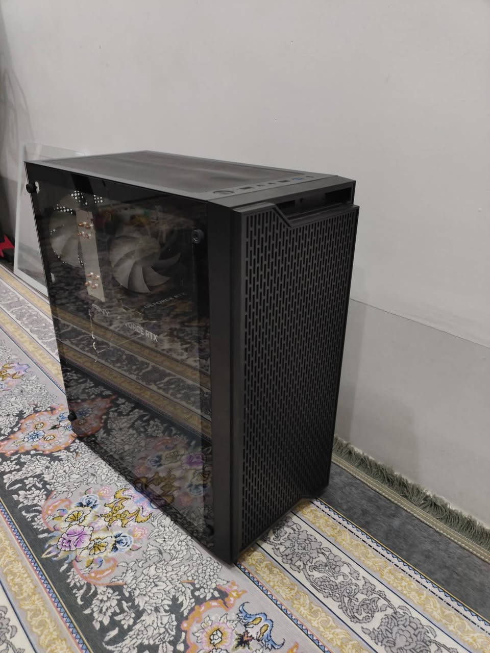 کەیسی دەستی 2

CPU: Core i5 12400f
GPU: RTX 4060 8GB PNY
Ram: Lexar 16GB DDR4 3200Hz
Hard: 512 SSD Pegasus
Bord: Msi H610M-S wifi
PSU: 600w Msi mag
Cooler: LC- 1000 black
Case: Power Train

زۆر پاک و خاوێنە، وە کەم بەکار هاتووە 
بۆ گەیمینگ و گرافیک دیزاین و ئەندازیاری دەبێت 

بۆ قسەکردن لەگەڵ ئێمە واتس ئاپ 
***********
نرخی 765$

#Cyrax #cyrax_سیراکس
