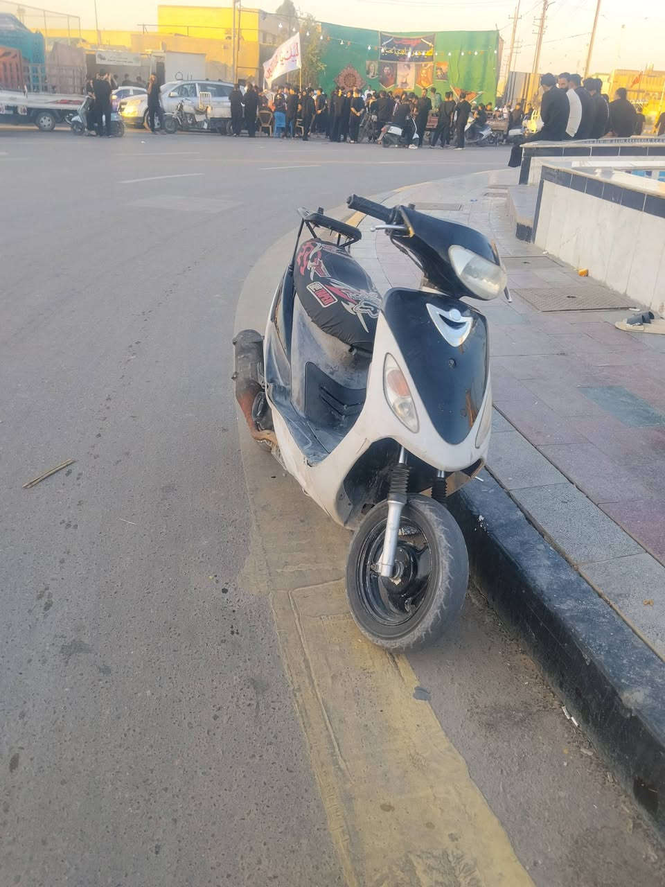 سلام عليكم دراجه ماكس ممنغولي للبيع دراجه نهضه ومعدل لا تبخر ولا تنضح عوزها بس سلف هندر بي وقت وين ما يعجبك روح بيها رايدها 400 وبيها مجال لطيبين مكاني سوق الشيوخ رقمي *********** المو شراي لا يراسل وتفاصيلها كاتبهن بل منشور لا اطب وتكلي شنو التفاصيل
