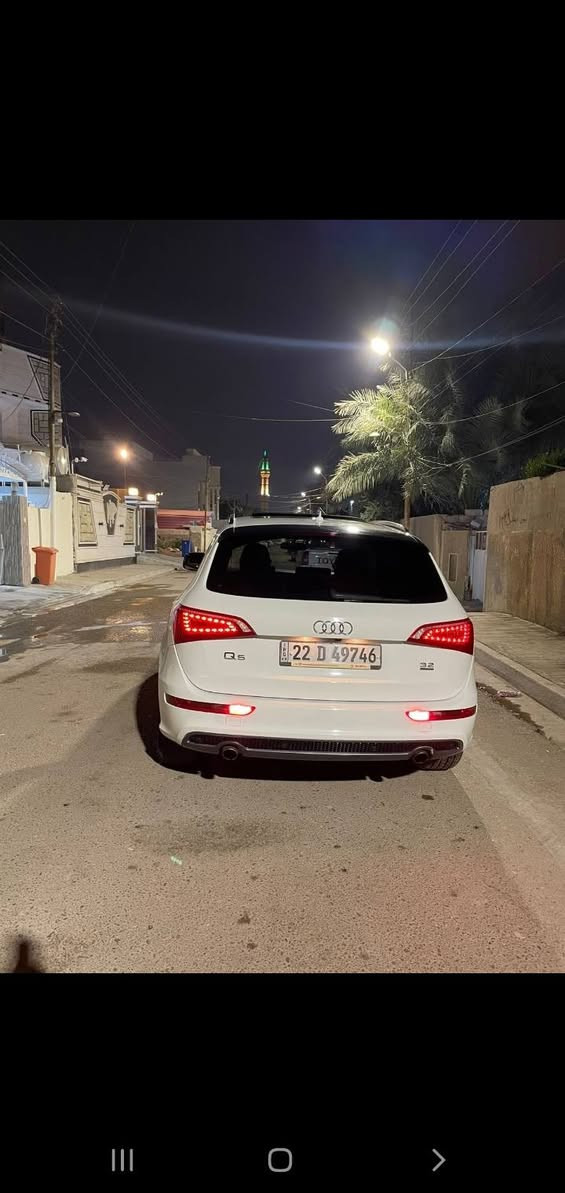 السلام عليكم اودي Q5 موديل ٢٠١١ خليجي مكينه ٦سلندر فول مواصفات رقم اربيل بأسمي سعرهه ١٣٠ مكاني الفلوجة للاثصال ***********
