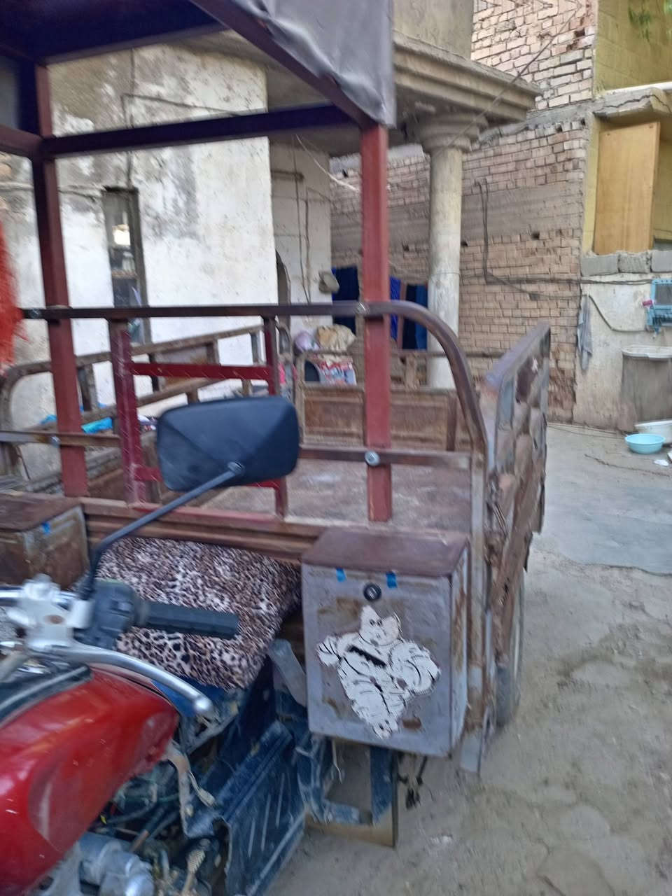 ستوته مكينه عشرين أوراق كامله كهربايات كله شغاله سلف هندر لايت عالي وناصي السعر ٨٥٠وببه مجال بعقوبة كاطون الرازي اتصل على الرقم ***********
