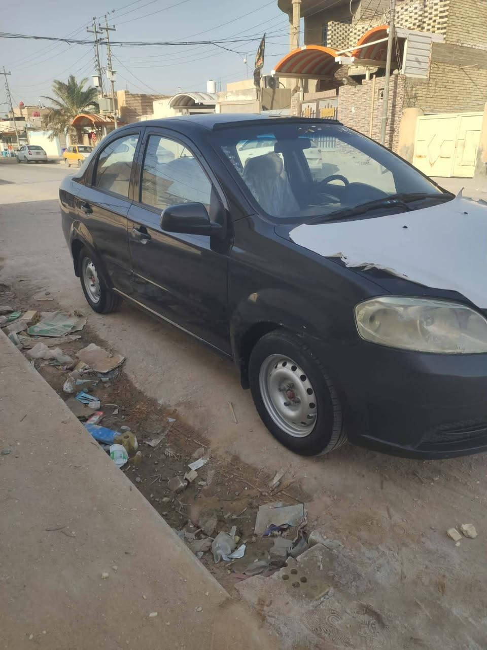 افيوو موديل 2009 سياره جاهزه مكينهه مسكر  جديده حداديه منضومه تبريد جديده يعني تبريد ثلجج مكفوله من الحادث القوي بيهه بابين صبغ الباقي كفاله السعر 55 مكاني قريه الغدير  وبيه مجال الاستفسار ***********
