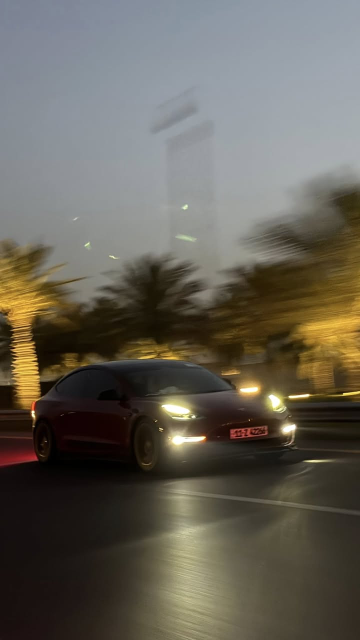 تيسلا مودل 3 بير فورمانس موديل 2023 كهربائية بلكاااااامل
Tesla Model 3 Performance 2023 
السياره بيرفورمانس مو دبل عاديه للبيع او المراوس
اللون الاحمر المرغوب
رقم شُبه ممُيز بغداد بأسمي 
تحويل وعقد مروري مباشر
السيارة نص قطعه فقط بدون ايرباگ !
السيارة كلين بدون ايرباگ صور الحادث 
على الواتساب اثناء النقل الجاملغ الايمن 
جهة عكس السايق صارت بي طخه 
ونصبغ ربع من عنده فقط وجاملغ 
عكس السايق الخلفي نشخط عندي  
وسويتها PDR مع تكحيل 
السياره كامله بدون اي نقص
وياها شاحنته الاصلية 48 امبير 

وياها فلاش 128GB مال الـDashCam 

وستاند مال شاحنة 

السياره مربوطه على تطبيق الاحمر 

البردات مال البانوراما كذلك 

سيارة ماشية 43 الف

مكانها - بغداد العامرية

الــســعــر 🟥 :: 213 💎

رقم صاحبة سيارة : ***********

