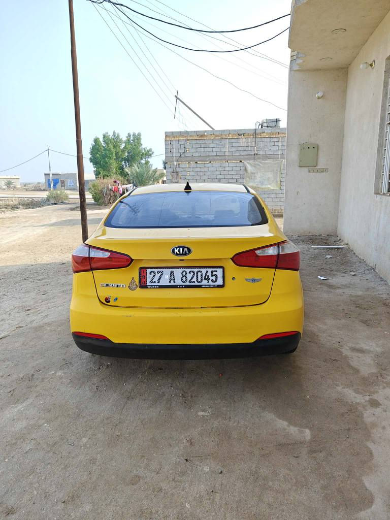 كيا سيراتو 2016 رقم ذي قار بسمي مصفرة هيئه وغرامات وارد خليجي مكفوله من الضربه والتبديل والفتح شرط السياره جاهزه مكينه كير تخم تاير تبريد مواصفات شاشه كامره تحكم استيرن محرك 1600 دوش ما مفتوح السعر 117 و بيها مجال للشراي للاستفسار الاتصال على الرقم *********** مكاني ناصريه الشطره, ذي قار
