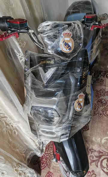 دراجة شحن نوع TTX
5 بطاريات حجم 34 
استعمال شهرين كاملة مكملة زلق مابيها ولا مصلحة 
الشحنة الوحدة تمشيك 65 كيلو 
بيها مكانين جوة الكرسي للمسواك وغيرة سبب البيع محتاج ماخذة 775 اريدة 725 الف  
المكان الزبير ***********
