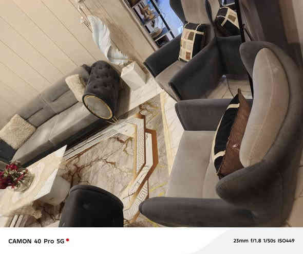 تخم مودرن تركي ويصير سرير  نضافتة💯💯 اخو الجديد 8مقاعد ب٥٨٠  عنوان الشعب شارع الصحة الاستفسار  الاتصال على رقم  واساب  ***********
