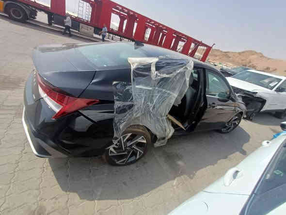 السلام عليكم النترا مديل 2024 وارد امريكي هايبرد لمتد فول مواصفات شنو مواصفات ابالك موجوده بيها الحادث مال امريكا فقط جاملغ خلفي ايمن وبل عراق صار بيها حادث جاملغ خلفي ايسر والصور موضحه كل شي الباقي مكفول من كل النواحي ايرباك مطاك غير بس مال الكشن الخلفي مرقم بغداد ترقيم جديد ماشيه 4000 قابل للزياده السعر 180 وبيها مجال حك جيتك 

المواصفات 
الون اسود ملكي 
شاشه دجيتال متصله فول مواصفات 
خزن ميموري كشنات 
سماعات سستم كامل 
كشن كهرباء 
كشنات تدفئه وتبريد بالكشن 
تبريد مناخي 
رادار امامي خلفي جانبي 
تشغيل عن بعد 
صندوق ذكي عند الاقتراب 
اشارة ترحيب للسياره عند الاقتراب 
وبعد بيها مواصفات هواي مذكرتها 
السياره مكانها بغداد الحريه او حي الجهاد للاستفسار الاتصال على الرقم التالي ***********
