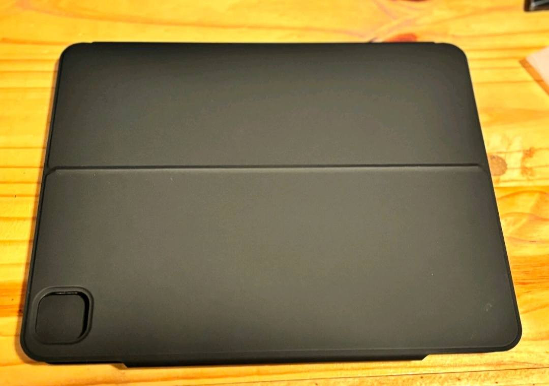 كفر ايباد ESR جديد متوفر كميه و مفرد 
ad Air 11
ipad Air 10.9
ipad pro 11


**إذا كنت صاحب هذا الإعلان وتريد حذفه لأي سبب، رجاءا أرسل رسالة إلى الدعم الفني**