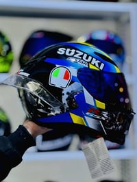 سوزوكي GSR • موتور • متوفر