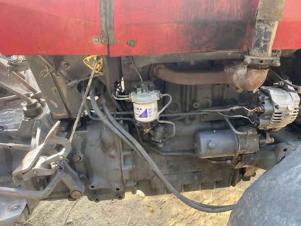 للبيع فوركسن انكليزي حجم ٢٩٠ مكينه كلش نضيفه على ادينه ارقام وسنويه بابل الماني بسمي السعر ١٥ ونص المكان بابل قرب صيطره الاثار ***********
