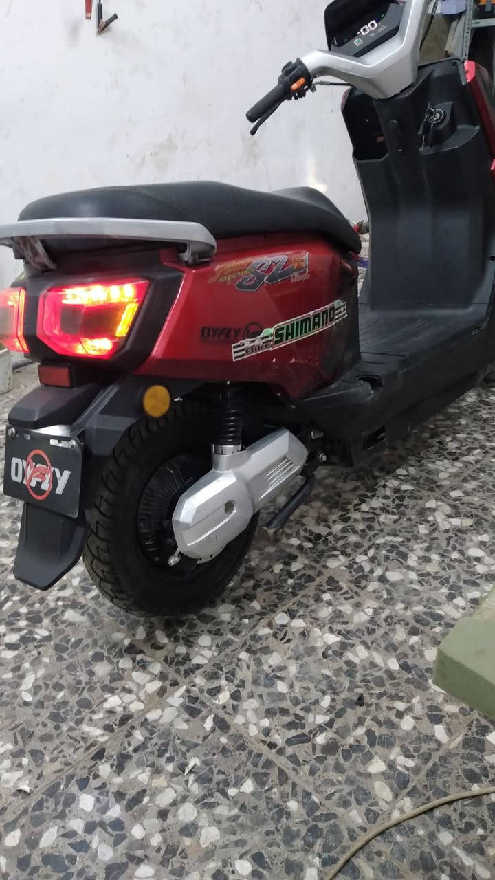 دراجة شحن ام عيون نضيفة اي نقص مابيهة السعر ٤٧٥ الف مكاني الشعب ***********
