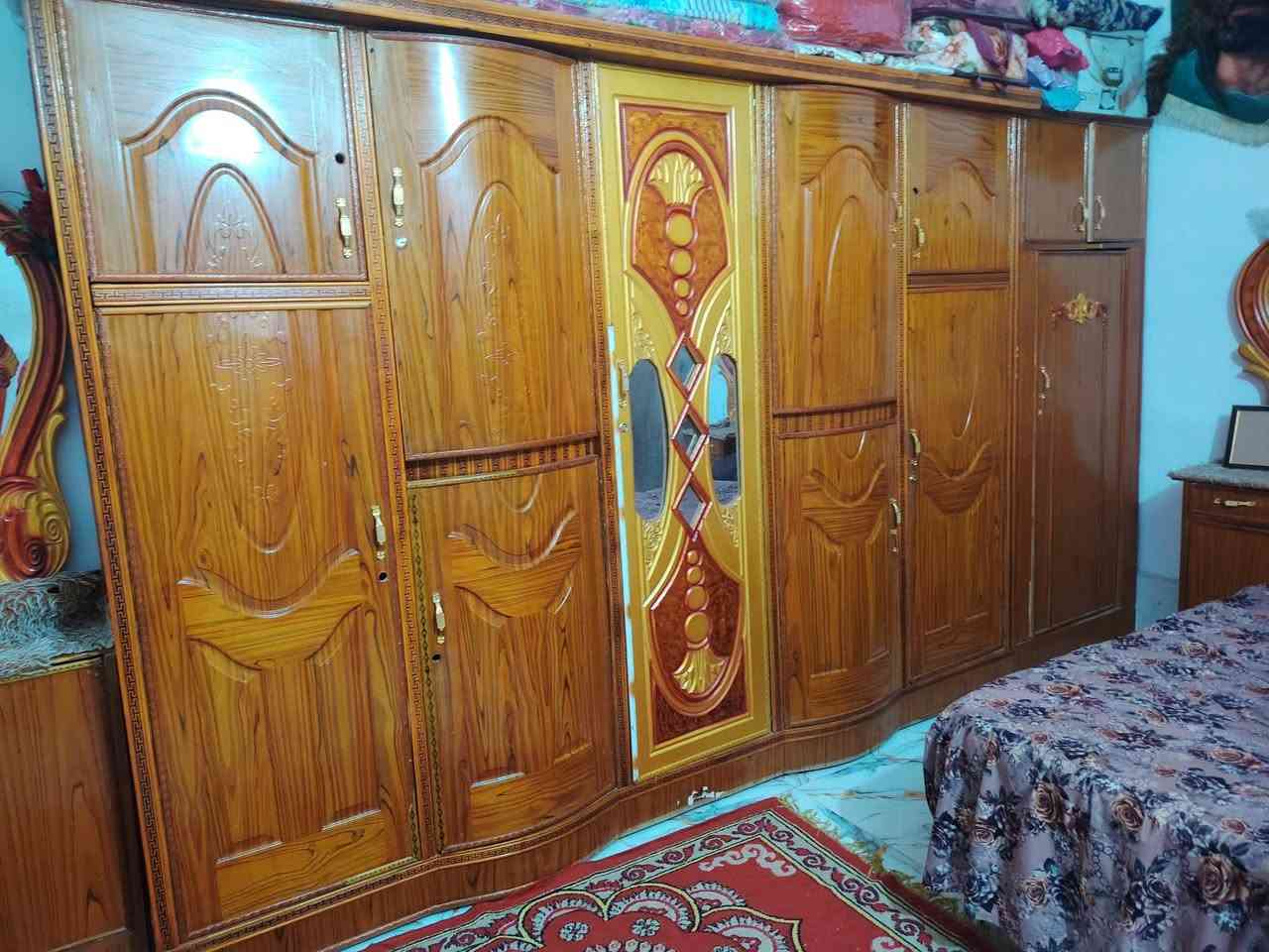 سلا م عليكم غرفه كامله نضيفه وحلوه سعره 400وبيه مجال
خابرني (***********)
