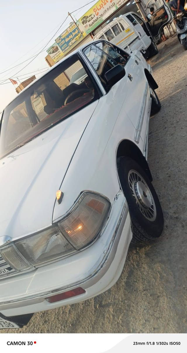 سلام عليكم سيدان للبيع يسره بلاد مديل  90 مكينه ثنين ونص حداديه كير جدد تبريد ثلج مكفوله بدون ضربه رقم إنكليزي غرفه حمره تبريد ٣ قطع مكان سياره ناصريه مركز السعر 55 وبيه مجال ***********
