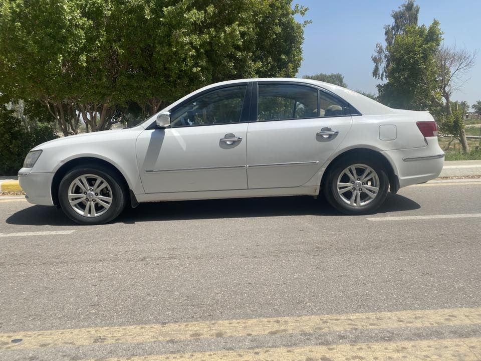 للبيع سوناتا موديل 2010محرك 2400 بيه طخه بالجاملغ الخلفه بس ماناقصه شي
اشايل بالمري 
تحكم ستيرن
صاج  
حساس
رقم بابل بسمي
ومكاني بابل مسيب
 للاستفسار الاتصال على الرقم ‭0772 952 9615‬
