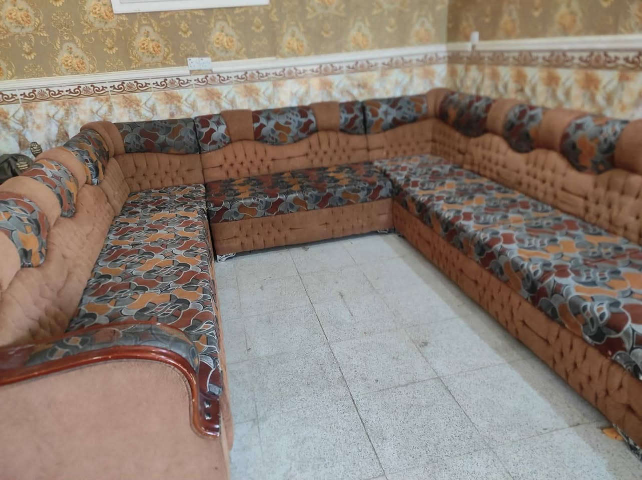 ديوان نظيف للبيع


**إذا كنت صاحب هذا الإعلان وتريد حذفه لأي سبب، رجاءا أرسل رسالة إلى الدعم الفني**