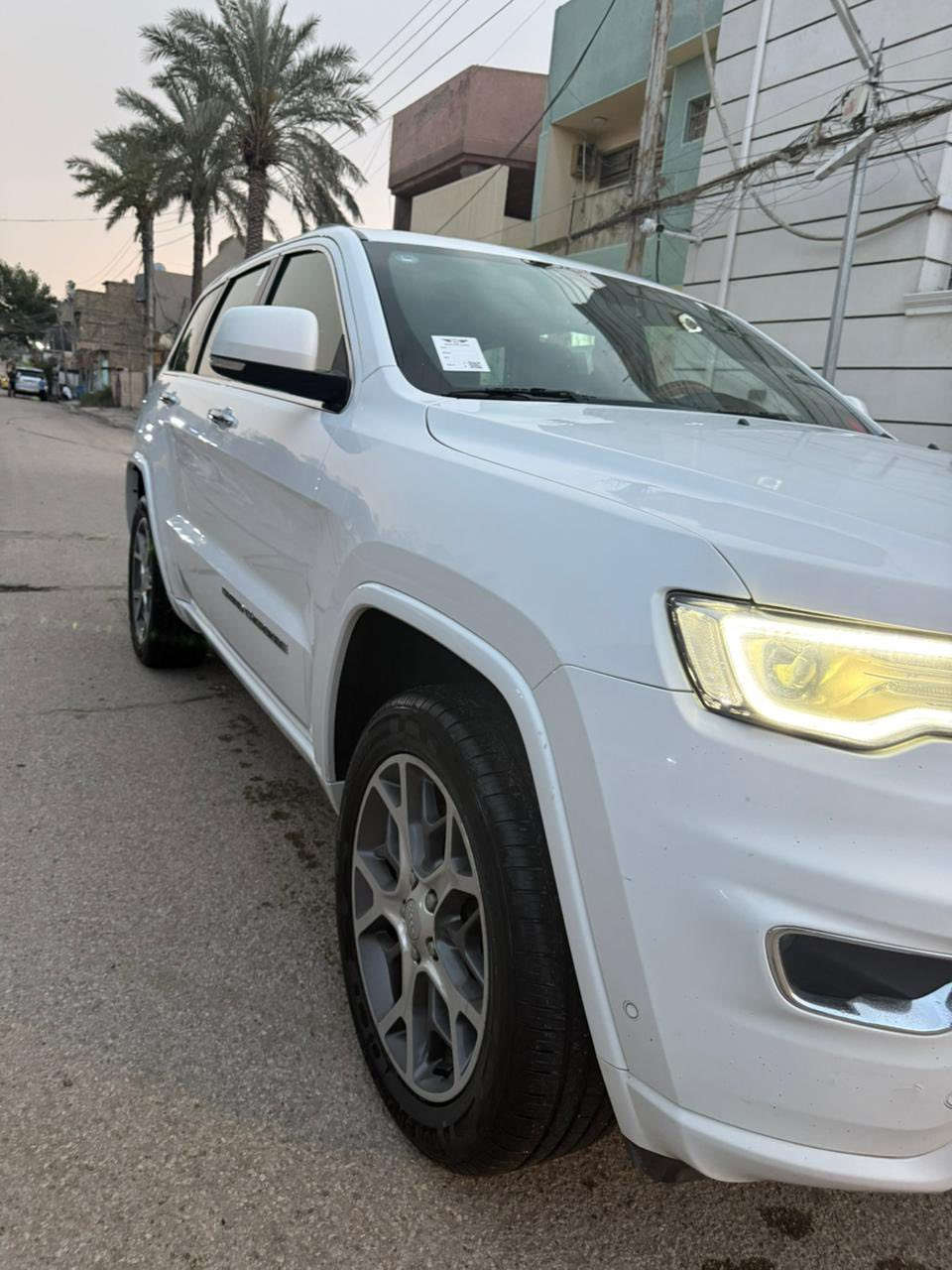 جيب 21
اوفرلاند
ابيض
داخل قرميدي
كفاله عامة السيارة عدى شخط اصبع باب وره السايق غير الاصبع
 مكفول مكفول❗️
السعر 34،000$
مكان بغداد الشعب 
تواصل:***********
