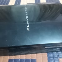 بلي3 ما مستعمل ونضيف كلش سعره 200الف الرقم الهاتف 07869253654