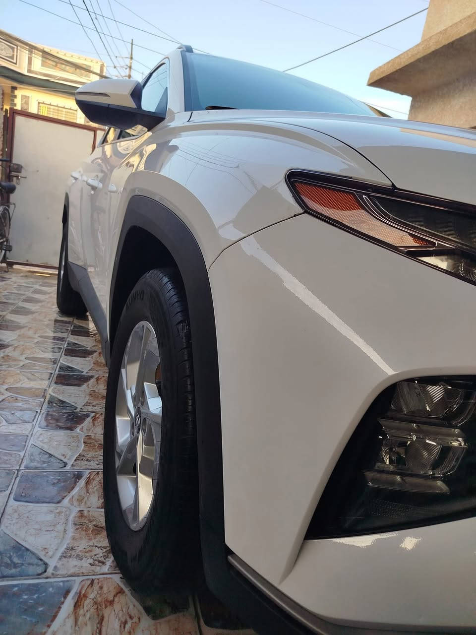 اللهم صل على محمد وال محمد 

توسان 2023 امريكي للبيع فقط 

حادث جاملغ وبنيد بدون لغد ولا شاصي

مواصفات فول عدا الفتحة 

تدفئه مقاعد

شاشة ابل كار بلي

صندوك كهرباء 

محرك 2500 Gdi

دفع رباعي 4x4

 شاحن وايرلس اوتوهولد

مقعّد السائق كهربائي 

بصمه تشغيل + بصمه ابواب تشغيل عن بعد 

ماشيه 22 الف ميل حقيقي

صور حادث مرفق بالصور

سعر 198$

السيارة رقم بغداد  باسمي اني مستوردها  

للاستفسار  مكاني بابل الاسكندرية 

 *********** / ***********
