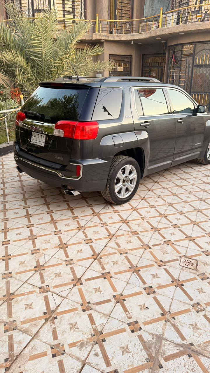 جمسي تيران 17 فول محرك 6 كله جاهزه بيه ظرر چاملغ وبنيد وبابين رقم بغداد مكانه بين  كربلاء والنجف حيدريه السعر 113 //***********
