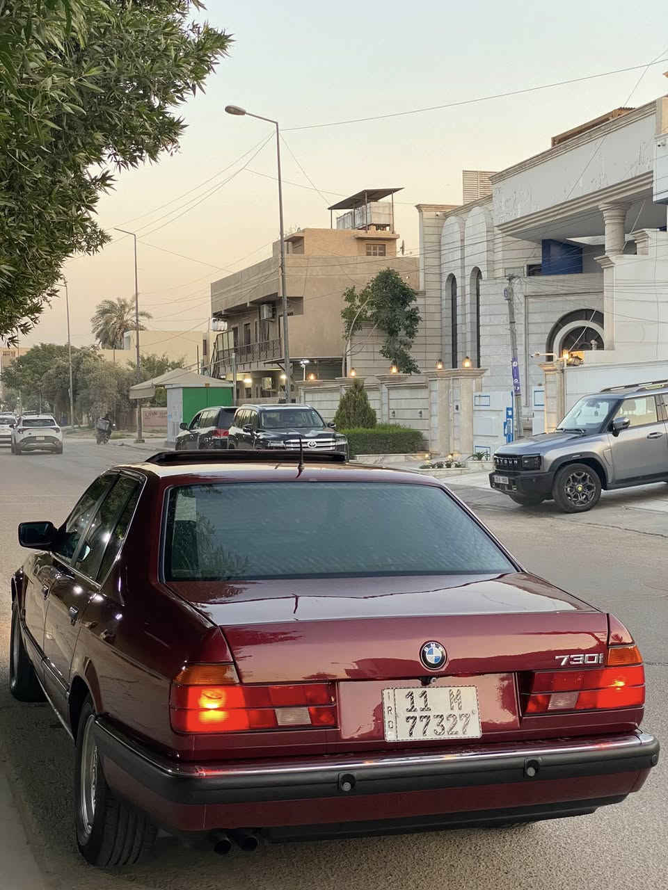 للبيع 
Bmw730 
سياره بحاله الوكاله  موديل ٩٢ رقم بغداد الانكليزي سنويه مشروع وطني لل٣٠  باسمي تحويل مباشر 
سياره جديده بمعنى الكلمه كلها على وضع الشركه جانتمخزونه من٢٠١٤  مصبوغه عام اثر جراد كفاله من الضربه 
محرك كير ١٠٠/١٠٠ 
تبريد شغال ثلج 
حداديه نظيفه 
موصفات 
دبل ايرباك دبل كمبيوتر دبل جكمجه 
سلايد رووف طكتين 
داخل جلد كارتير كهرباء 
بطاين جلد صاج 
نفاظه قلاب 
حساس دعاميه امامي خلفي 
تراكشن 
سكليتر كهرباء 
بردات رئاسي  جانبيه وخلفيه 
منضومه تليفون 
ويل شمس اصلي وتخم تاير جديد جواه ياباني
مسجل بي ام دبيلو 
حساسات كلها شغاله حتى حساس حراره

سياره مال جناي كلشي بيها جديد وعلى البلاد 
كهربائيات كلها بلاديه ترايها وين ميعجبك 
السعر 90$ 
للاستفسار الاتصال على الرقم ***********
مكاني السيديه
