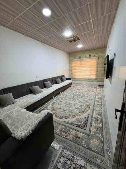 سلێمانی شیخ عەباس کامل خەدەماتی هەیە
خانووی تاپۆ١٢١مەتر
دووقات٦بە٢٠
میوان٣بە٦
هۆڵ٤بە٦(متبخ٢نیوبە٥
نووستن٣بە٥
مشتەمەلات٢نیوبە٥
هەردوقات یەک نەخشەیەبۆدووماڵی جیادەبیت
***********
کرێ٤٠٠بۆ٥٠٠هەزاردەکات هەردووقاتەکە
٥٣٠گەلا السليمانية
