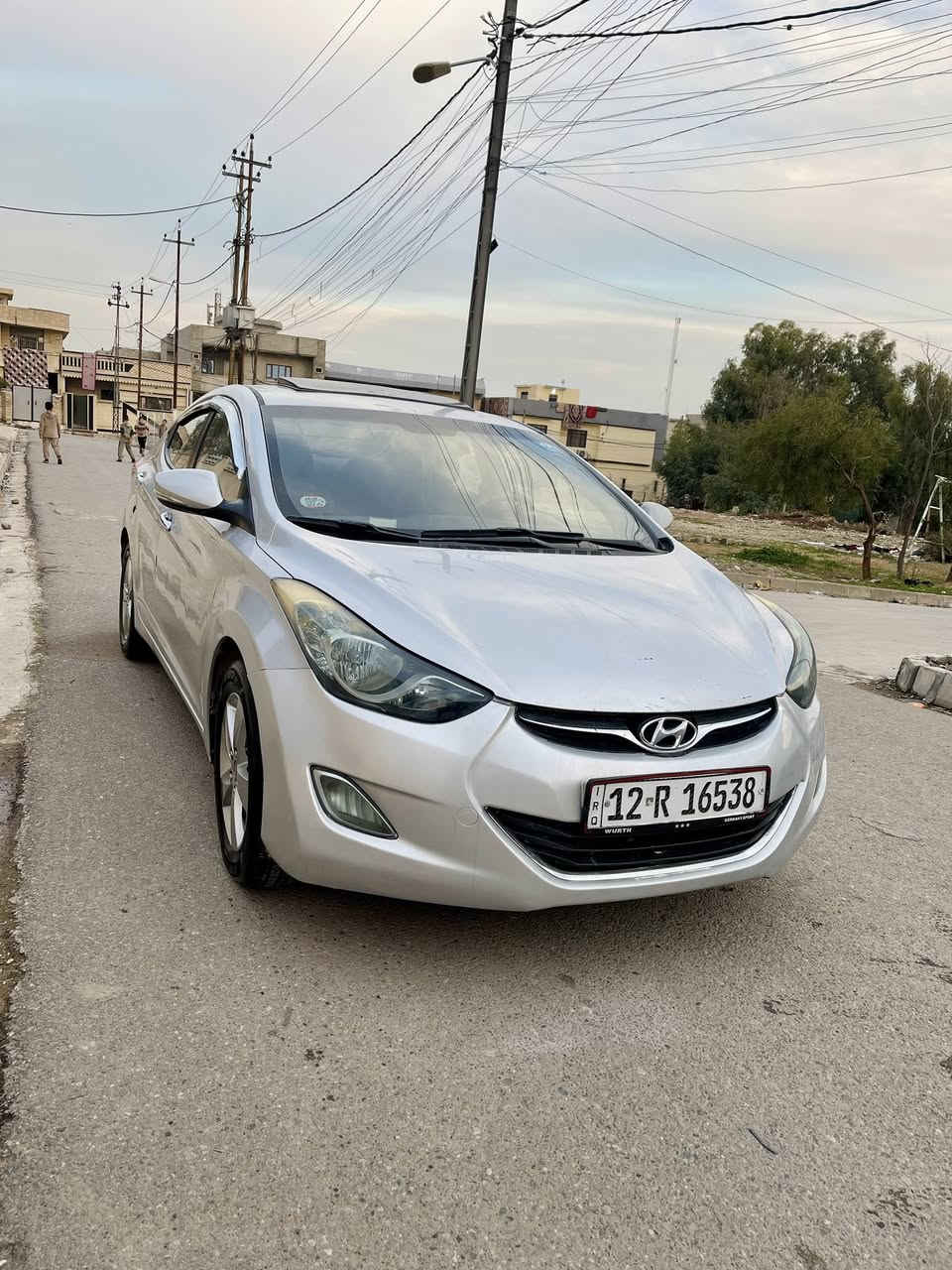 السلام عليكم 
أفانتي مضلع موديل 2012 للبيع 
السياره فول مواصفات عدا البصمه
 محرك 16 
گير ومحرك شرط 
تحكمات شاشه كاميرا 
رقم نينوى اني الشرعي 
السيارة بيها بابين صبغ وباب رش السياره حلوه وجاهزه ربع ماتصرف عليها
للأستفسار  الاتصال 
*********** 
***********
