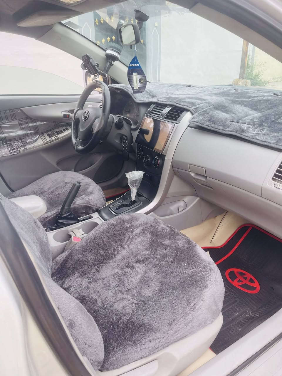 السلام عليكم كورلا ٢٠٠٩ لبيع سعر ٩٤ محدث دعاميات ومازدات وبك لايت ٢٠١٣ سنويه وهزه جديده باسمي سياره صبغ حزام  جماليه اثر جراد والسونار بل منشور كير مكينه ١٨٠٠ مكفولات كهربائيات كامله تبريد ثلج مكاني ديالى سعديه الجبل شراي خابرني وتدلل ***********
