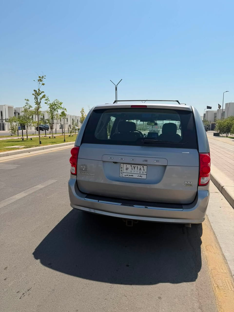 🚘 للبيع – Dodge Grand Caravan 2019 SXT 🚘

✨ لون رصاصي
✨ سعر مميز: 160 ورقة فقط

المواصفات:
✅ أبواب جانبية كهرباء
✅ باب الصندوق كهرباء
✅ كوشن السائق كهرباء
✅ كوشنات منفصلة (سياحي)
✅ تبريد ثلاث قطع
✅ الجام الأمامي والخلفي كهرباء
✅ فرش سقف
✅ فرش بين الكوشنات
✅ شاشة أندرويد
✅ شاشات سقفية
✅ لايتات عدسة
✅ محرك 3.6 لتر

🔧 السيارة جاهزة بالكامل ولا تحتاج أي مصروف.
✅ المحرك، الكير، الصدر، ومنظومة التبريد كلها بحالة ممتازة وكفالة بالشرط.

📌 ملاحظة بكل شفافية:
السيارة تعرضت لحادث خلفي في أمريكا، وتم إصلاحه، كما يوجد بها صبغ في العراق. صور الحادث وصور السونار مرفقة مع المنشور ليكون المشتري على اطلاع كامل، والحادث بسيط جدًا ولا يؤثر على أداء السيارة.

💰 السعر: 160 ورقة (مناسب جدًا قياسًا بالمواصفات والحالة).

📍 موقع السيارة: بغداد – سريع الغزالية.

📞 للاستفسار والتواصل:
***********

للجادين فقط، والله ولي التوفيق.
