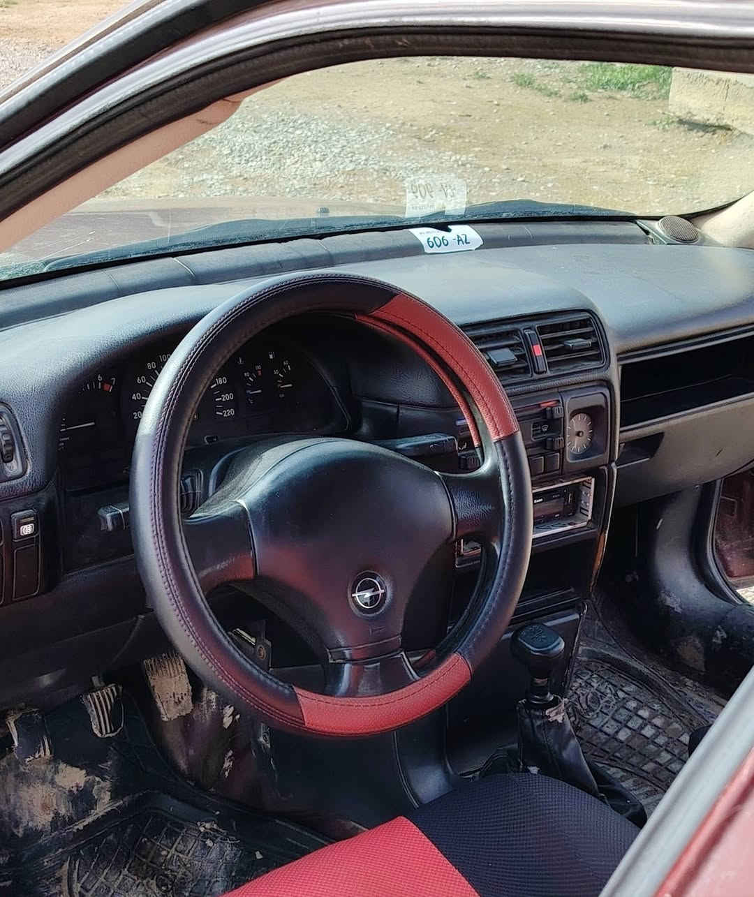 أوبل فكترا حجم 20
موديل 91
كير عادي 

الرقم ***********
