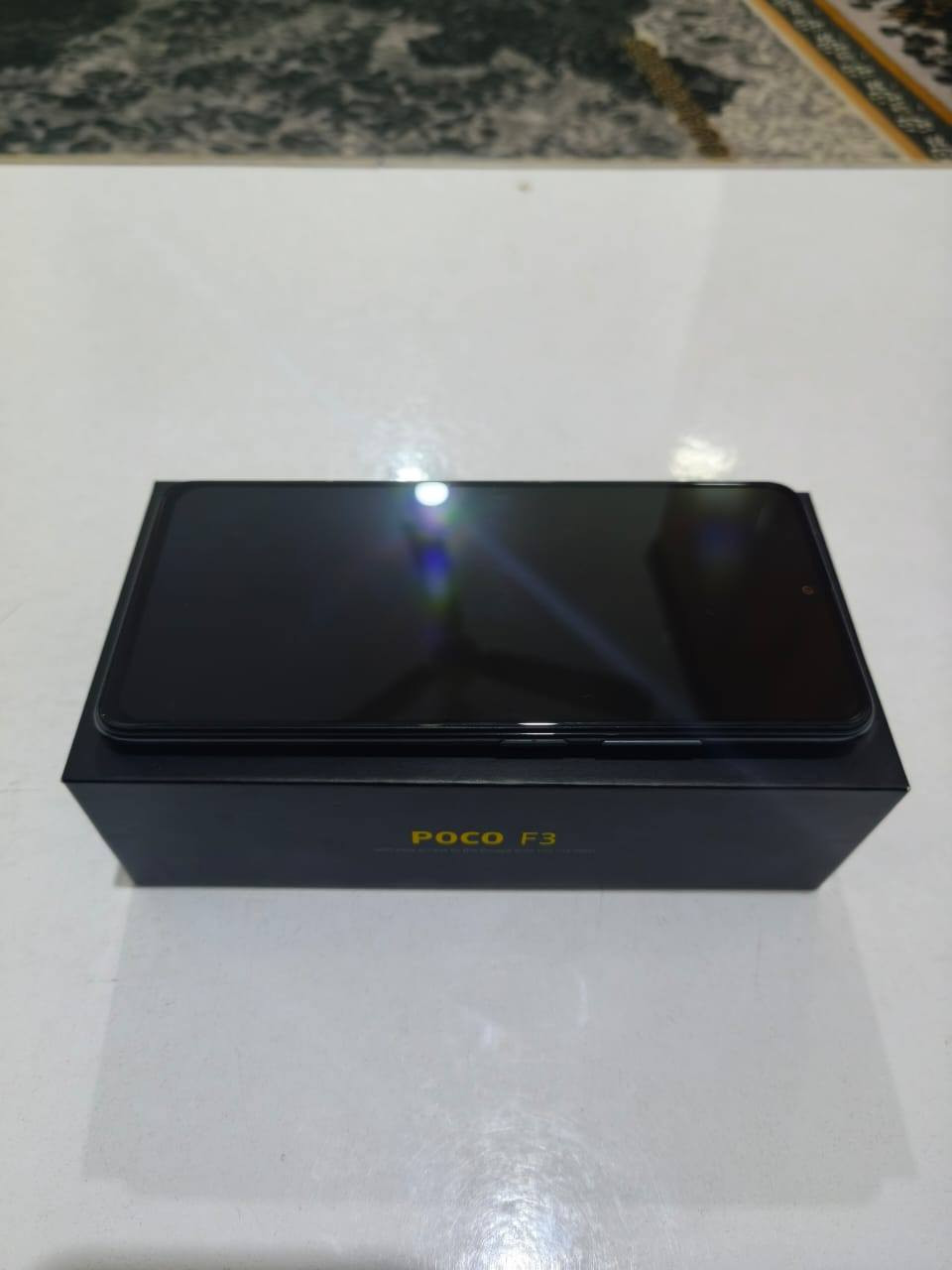 السلام عليكم جهاز بوكو F3
ذاكره 256 رام 8
ملحقات كامله كارتون مع شاحن 
سعر 225 وبي مجال قليل 
المكان نجف حي ميسان وتوصيل ماعندي رقمي ***********

