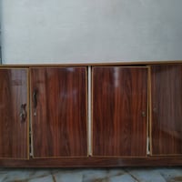 بوفيه • ٤ ابواب • فيه مجال