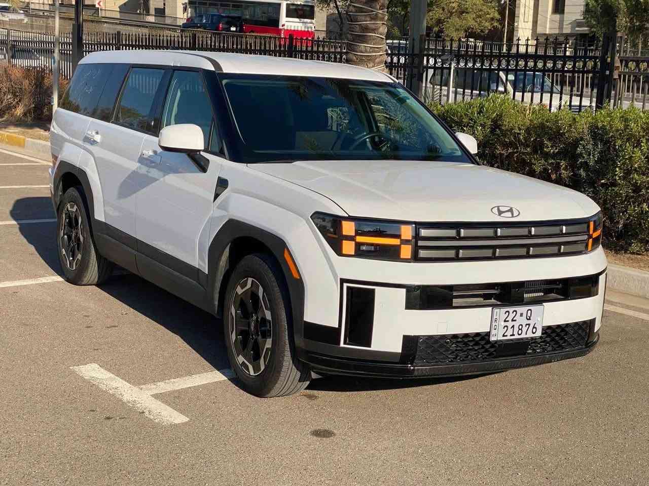 السلام عليكم ( للبيع فقط ***********)
هونداي سنتافي موديل 2024 الشكل الجديد 
7 راكب محرك 2500 توربو لون ابيض🍎
دخول جديد قبل كم يوم رقمتها اربيل
حادثها موضح بالصور قليل من جاملغ وشويه بالبنيد ومصلحهن على كدهن   والايرباكات كلها سليمه 
ليبل واحد كل اجزاء السياره بدون تبديل
♦️بصمة تشغيل + بصمة ابواب + صندوق كهرباء 
♦️شاشه ايباد متصله + دشبول الكتروني متغير الالوان
♦️7 راكب
♦️تبريد مركزي 3 قطع 
♦️حساسات اماميه وحساسات خلفيه
♦️  سونار خلفي
♦️كشنات مخمل + ويل 19بلادي 
♦️4 انظمة قياده + قياده اليه 
♦️اضويه ليد + ليد نهاري 
♦️الدشبول كله لمس + قاصه سريه
♦️كامره خلفيه + رادار 360 درجه 
♦️شفتات سرعه + تحديد مسار 
♦️رادار امامي وجانبي وخلفي
♦️ماشيه 16  فقط بعدها على مشي امريكا
♦️لغد وشاصي ودواخل كله على وضع الشركه وحتى راديتراتها بلاديه 
♦️السياره جاهزه من جميع النواحي  
♦️كير ومكينه وصدر وتبريد بوضع الوكاله
♦️السعر 223 وبيها مجال بسيط للطيبين
♦️سنويتها الى سنة 2031 وتحويل او وكاله باللي يعجبك
♦️مكاني بغداد الغزاليه شارع مدير الامن 
المنصور الداودي الرمادي, الأنبار
