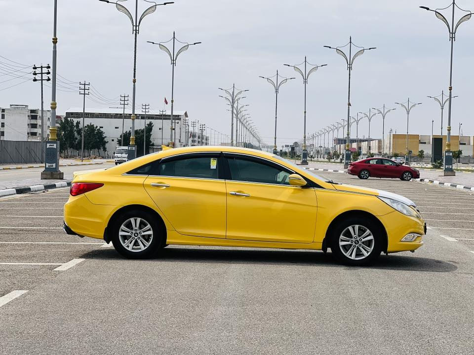 سوناتا مديل 2011سعر 96 قابل للتفاوض الاستفسار اتصل *********** وارد أمريكي حادثها خشم الجاملغ فقط بدون دواخل ليبل واحد سياره مواصفات شاشه كبيره تحكم ستيرن كشن كهربائي شفتات ستيرن قطعتين تبريد منضومه غاز جديده ويل كب 5 حساسات امامي وخلفي مكينه 2400 مكينه وكير مكفولات منضومه زنزون حديده جديده تخم تاير تبريد ثلج ❄️ رقم بابل مشروع وطني سنويه ل 29 هـيئه مصفره مكان سياره كربلاء
