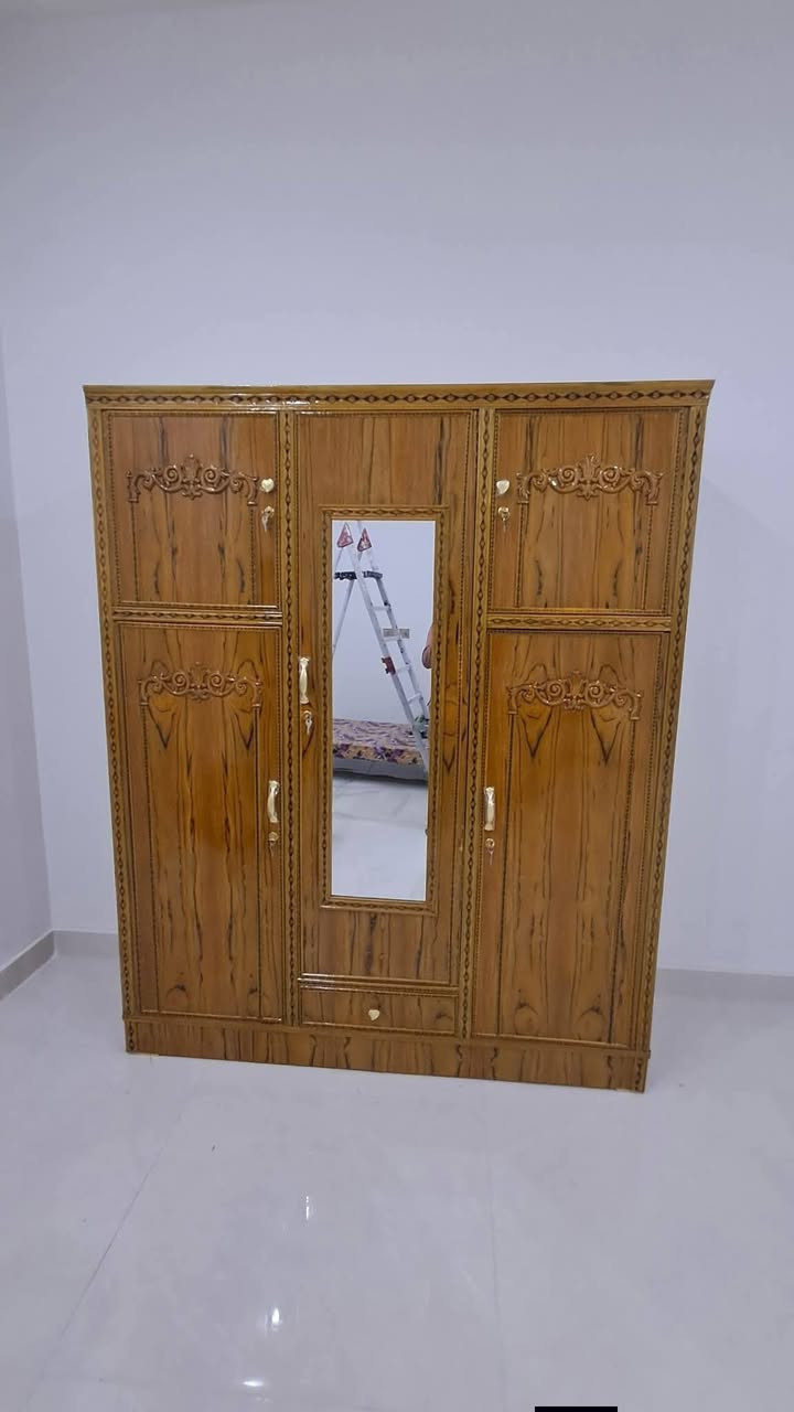 🛑🛑🛑 تخفيضات....رأس السنة الميلادية 

(( اسعار التوصيل داخل بابل 10 المحافضات البقيه 25))
                          ......الاسعار......
الكنتور بابين ارتفاع 210عمق 60 عرض 123 سعره مع الصبغ رش جلاتين حراري 150...

الكنتور تلث ابوب ارتفاع 210عمق 60العرض 182
السعر 250...

الكنتور أربع ابواب إرتفاع 210 عمق 60طول مترين ونص سعره 225...

الكنتور ألخمس ابواب إرتفاع 210 عمق 60 طول تلث امتار و10 السعر 300....

الكنتور أبو ست ابواب إرتفاع 210 عمق 60طوله تلث امتار و55 السعر 375....

✋🏻✋🏻✋🏻 متوفر توصيل فقط.....  لكل محافضات العراق 

//للتواصل على الواتس ***********  أبو محمد //
