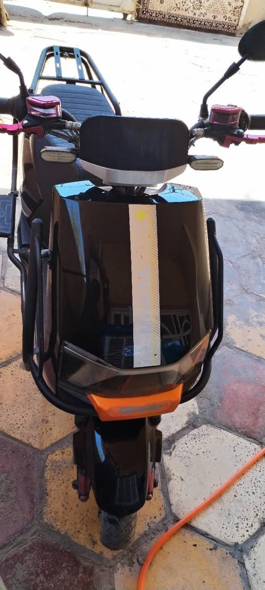 السلام عليكم دراجه شحن للبيع كامله السعر 650الف وبيها مجال العنوان ابو غريب ابو منيصير *********** وبي واتساب
