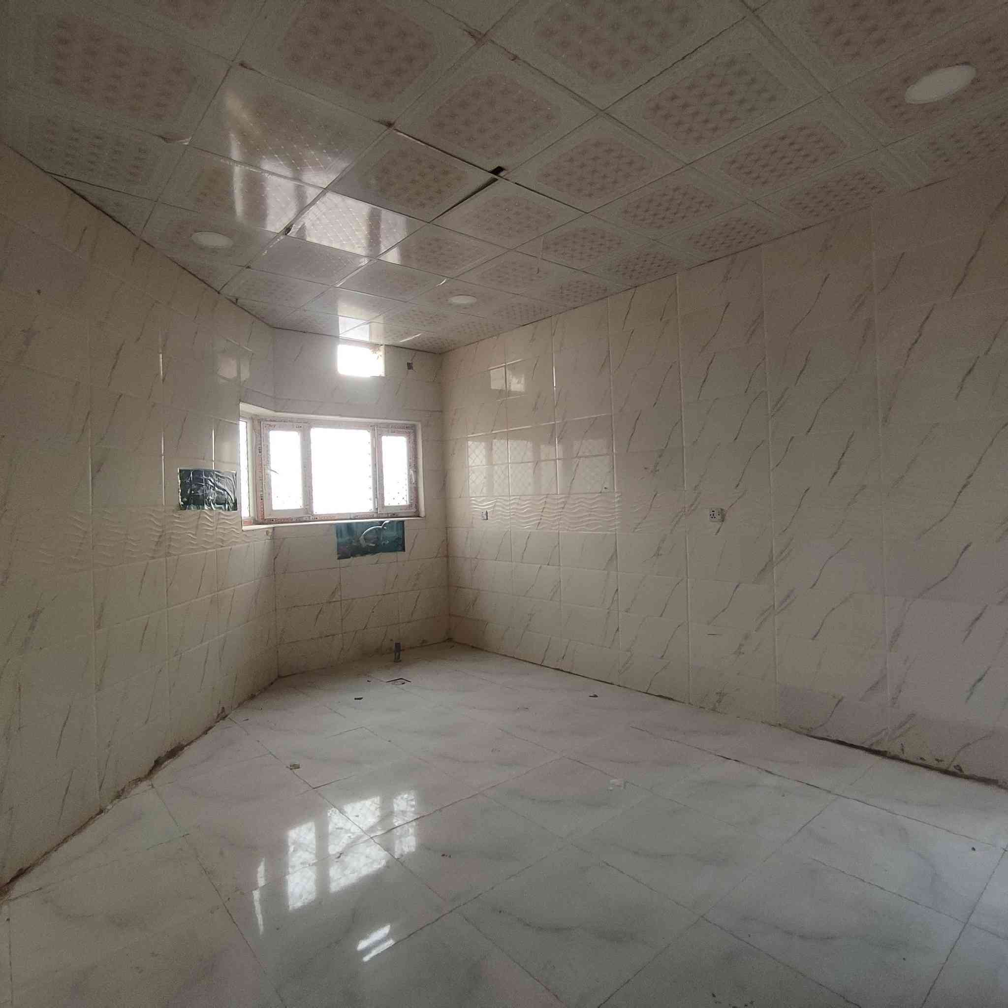 السلام عليكم 
بيت للبيع مجمع بوابة المثنى مساحة ٢٠٠م مطلوب ١٠٥ للمصرف العقاري للاستفسار الاتصال على الرقم ***********
