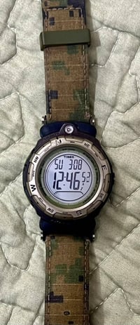 تايمكس امريكي  عسكري اصلي باله  مواصفات معروفة رنك دوار بوصله السعر 60...