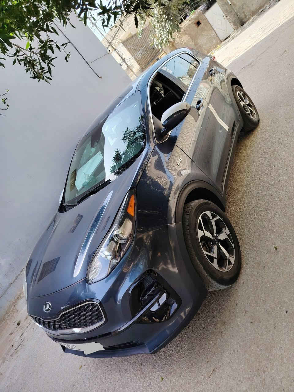 السلام عليكم
كيا سبورتج 2022 وارد امريكي دفع رباعي حادث جدا بسيط صور الحادث بالمنشور اقل ربع البنيد صبغ  السياره ليبل واحد بدون تبديل بدون ايرباك بدون دواخل شرط تفحص سياره جاهزه او جديده مكينه او كير كفاله مامفتوحات اخت الزيرو  رقم اربيل دولي تريد  تحويل وكاله حاضر

السعر ١٧٣ 

الرقم ***********
