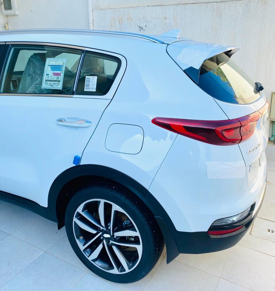 سلام عليكم سبورتج خليجي زيرو زيرو شركه الدوليه ام ضمان خمس سنوات سياره كفاله عامه من دعاميه للدعاميه من بارد من طعجه من كلشي سياره ماشيه 16حقيقي شرط الفحص وشرط الجرس علا زيرو بعدها سياره نفكيشن شاشاه جبيره بلاديه وكامره بلاديه تايرات شركه بيها سبير مانازل سويجات ثنين كتلوكاته رقم بغداد انكليزي كشنات جلد مرايات شفط اشاره حساسات خلفي امامي مكان سياره واسط كوت رقم الهاتف ***********
