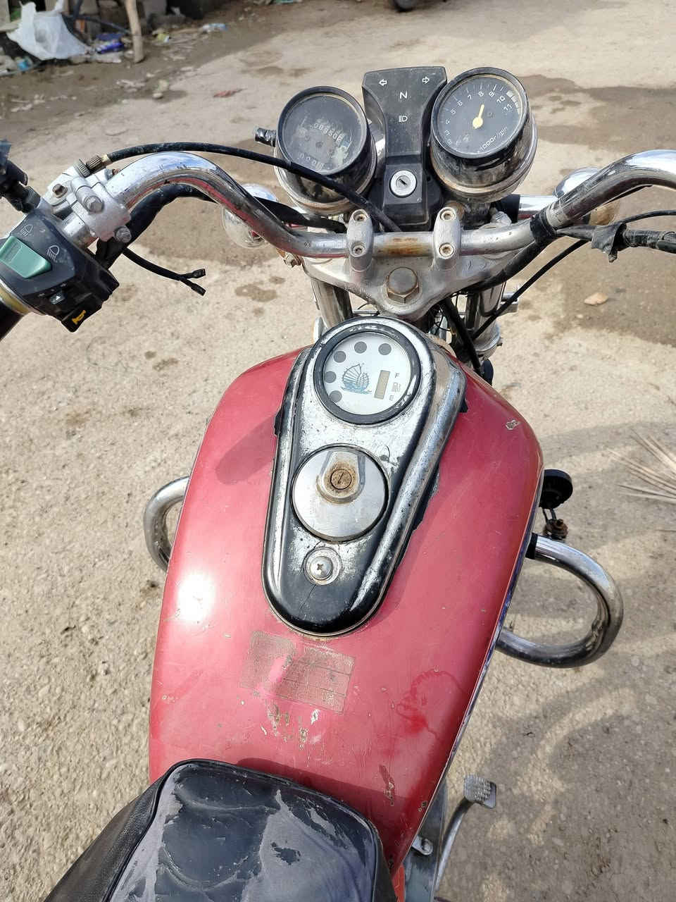 السلام عليكم  دراجة جني دبل بلك سلف لايت هندر. بس الاشاير. يرادلهن ربط فقط اوراق. وصولات كامله العنوان ديالى ناحية كنعان  هاتف ***********واتساب او مراسلة الصفحة السعر 325
