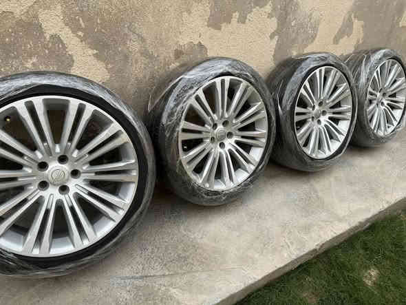 ويل اوباما تخم كامل حجم 20
جدد  صار شهر من شديت التايرات 
للاستفسار ***********
