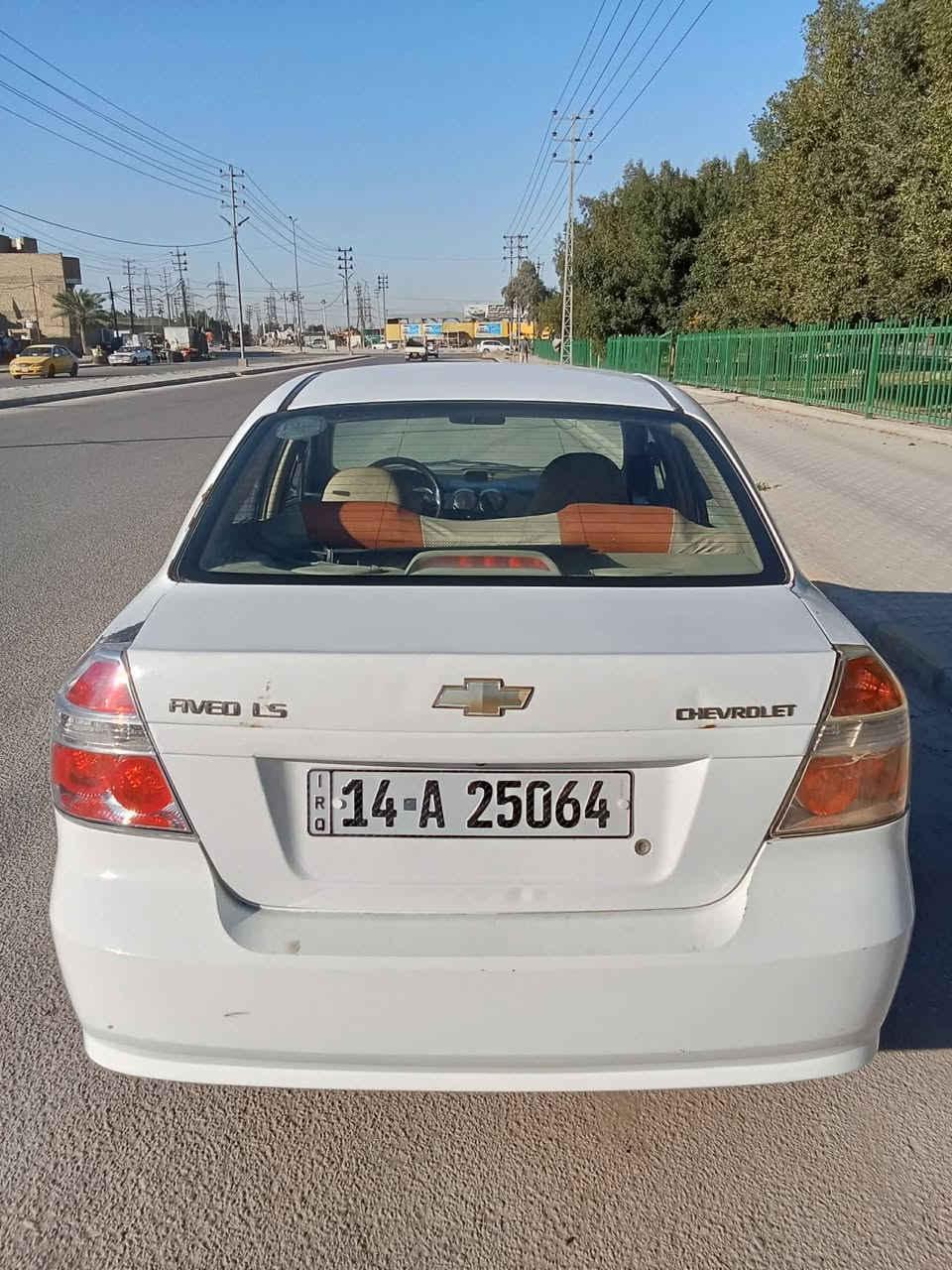 افيو خليجي رقم دولي بيه هاي الضربه فقط مكفوله من شواصي وتكم وقماره ٢٠١١ بيه قاصر واحد عمره ١٦ سنه باقيله سنتين الك يمي مداور بعد السنتين مكينه مفتوح جديده صار عشرة أيام من صعدته تخم تاير جديد حداديه جديده جام كهربائي تبريد ثلج على الشرط موجوده بالنجف سعره ٤٩ ورقه هذه رقمي ***********
